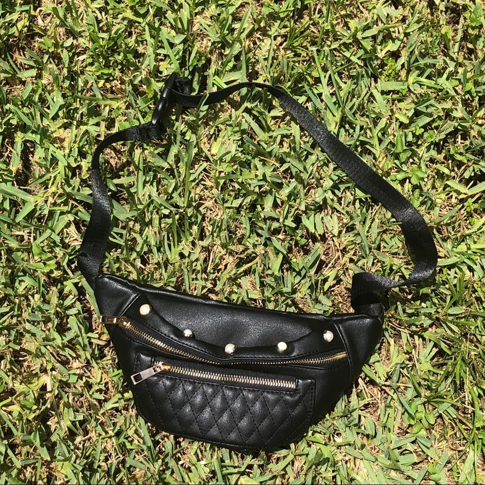 FANNY PACK